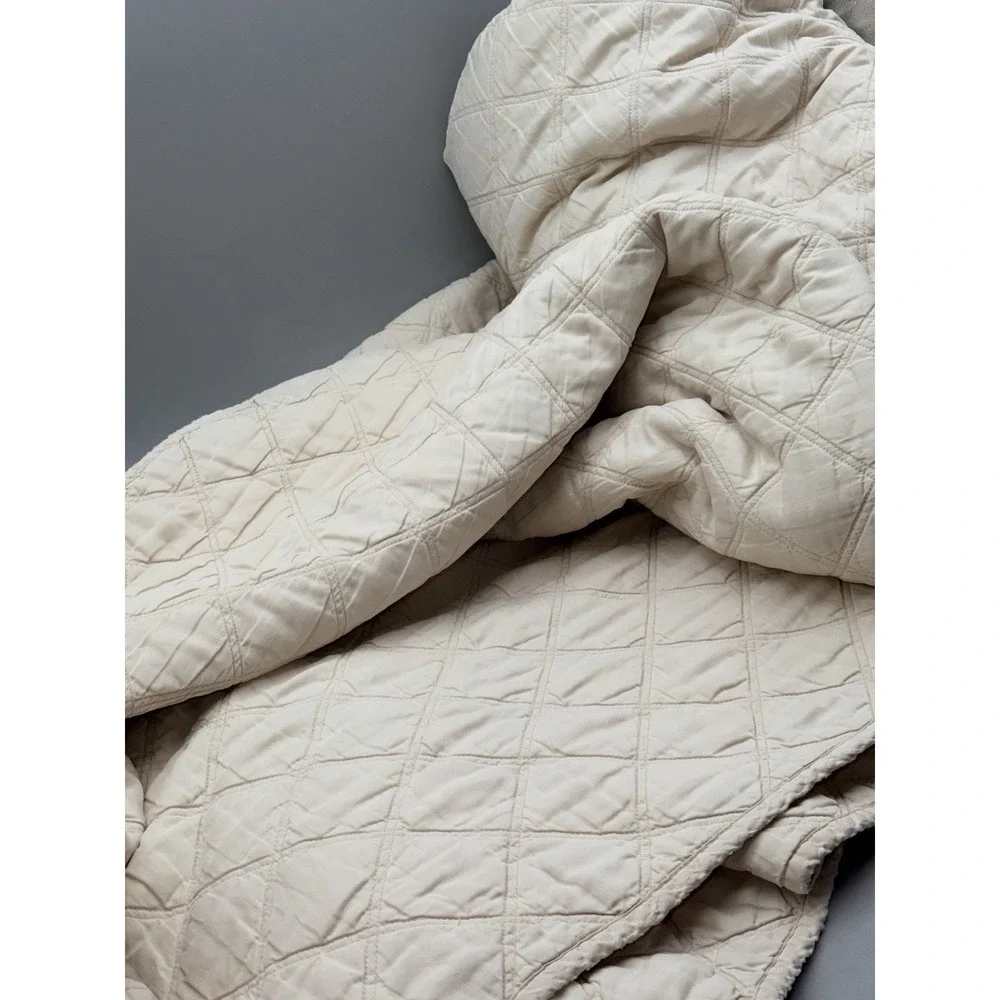 Pine Cone Hill King Quilt Ivory Cream Tencel Lyocell Coverlet Cottage Farmhouse